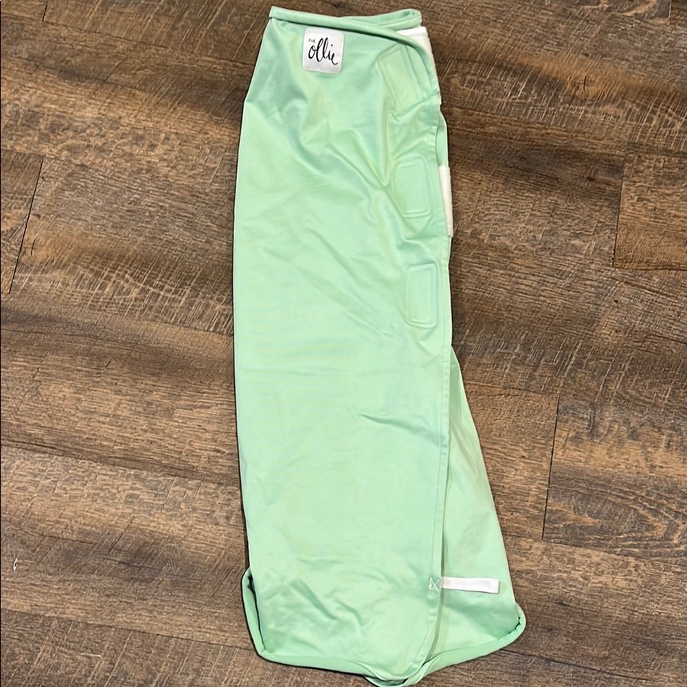 Ollie Mint Green Swaddle Blanket